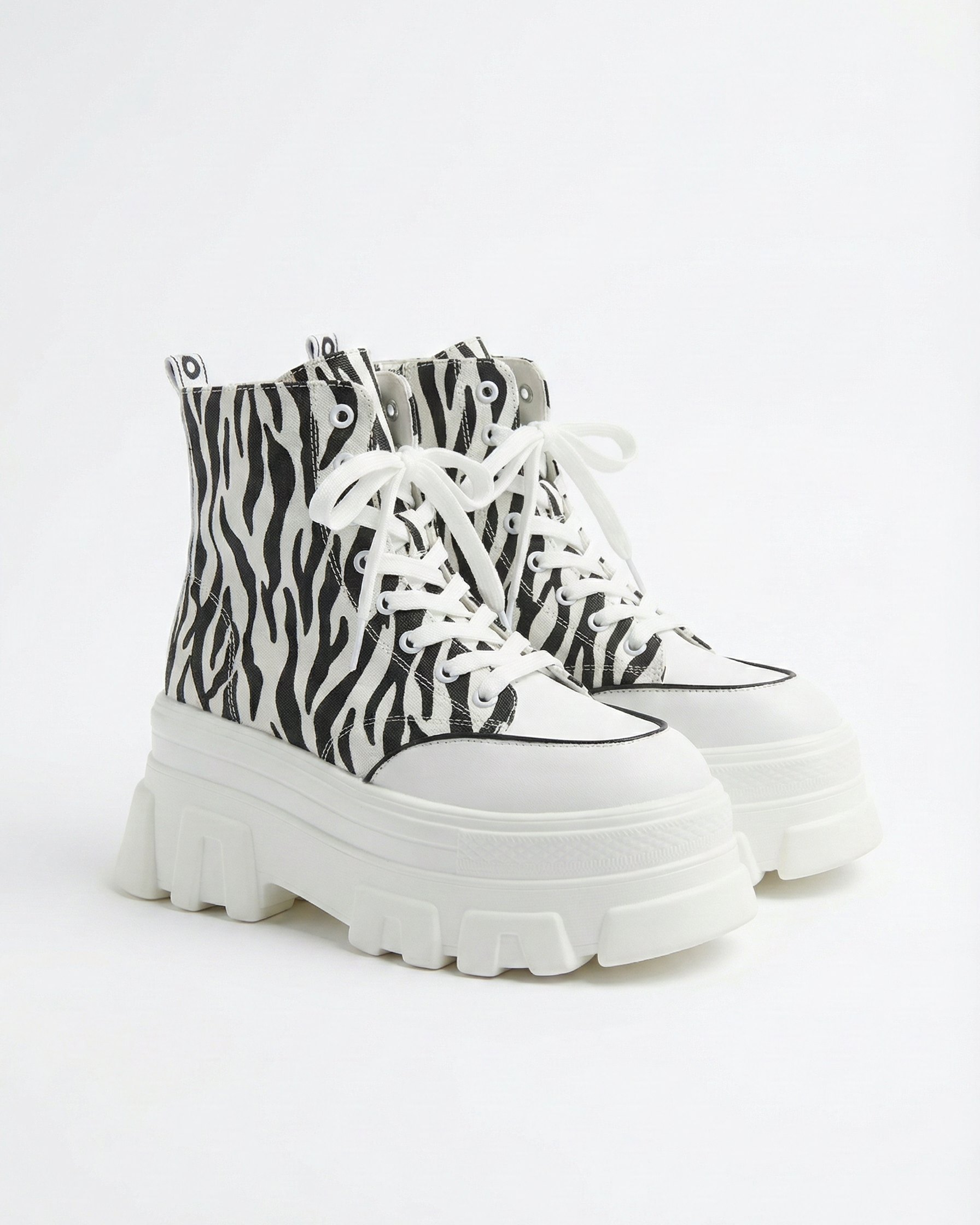 Zebra Energy Platform High-Tops – Black/White